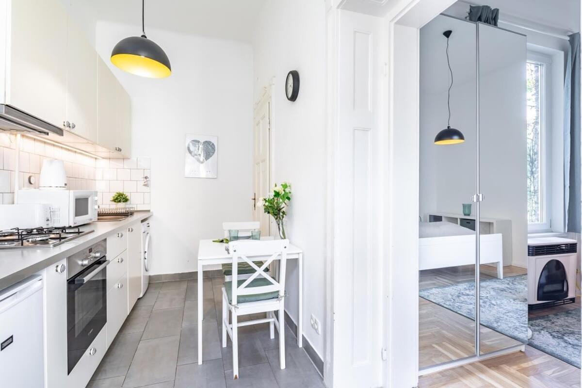 Lovely & Cozy Home With A C Budapest Extérieur photo