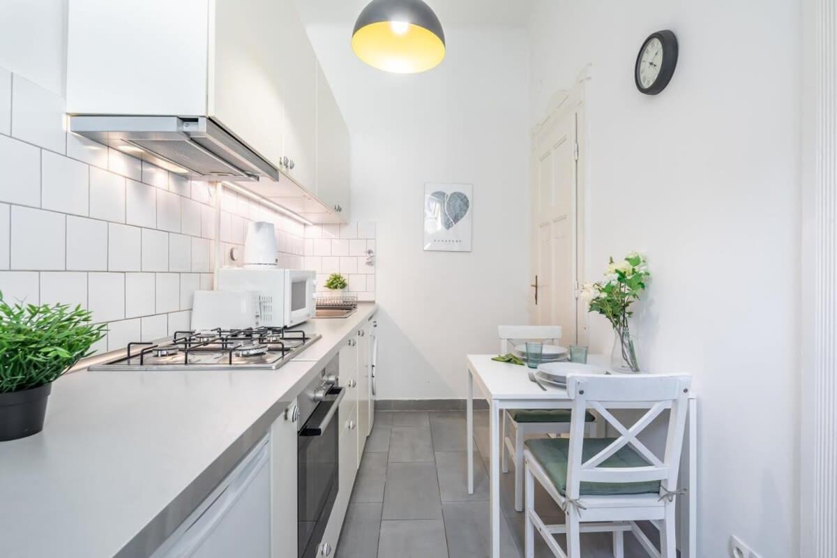 Lovely & Cozy Home With A C Budapest Extérieur photo